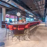 Radisson Red Hotel 4*
