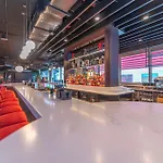 Hotel Radisson Red 4*