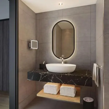Hotel Radisson Red 4*