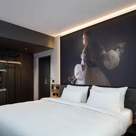 Hotel Radisson Red