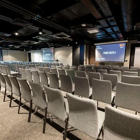 호텔 Radisson Red 골웨이