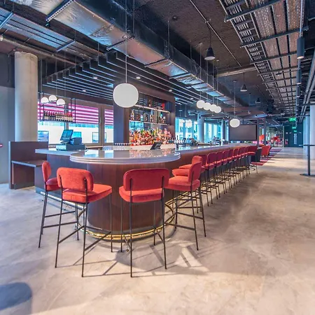 Radisson Red Hotel 4*