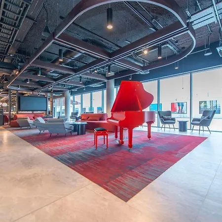 Radisson Red 골웨이