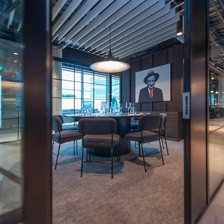 호텔 Radisson Red 골웨이