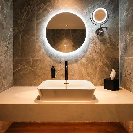 Radisson Red Hotel Galway