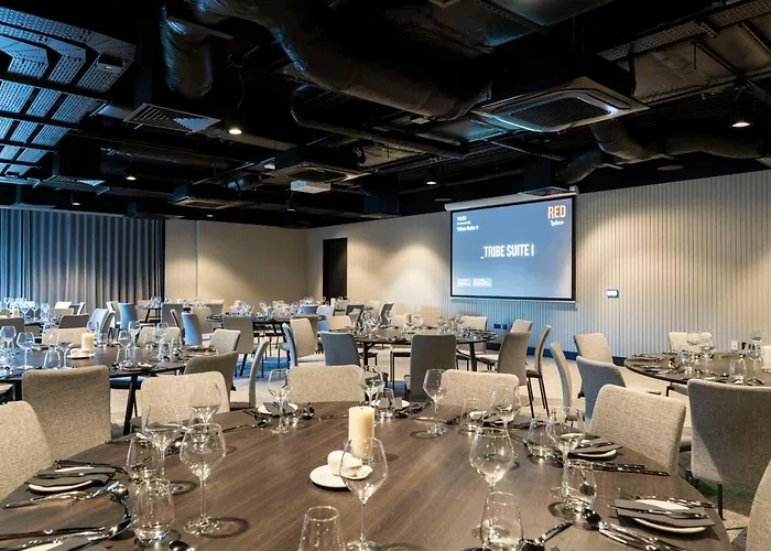 酒店 Radisson Red 戈尔韦