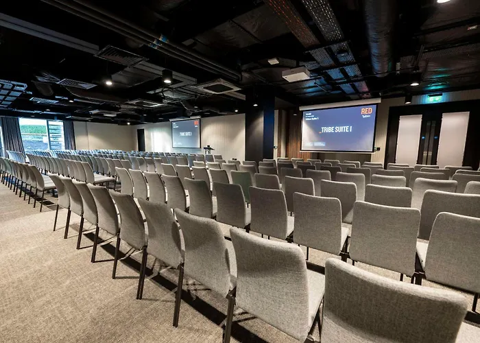 酒店 Radisson Red 戈尔韦