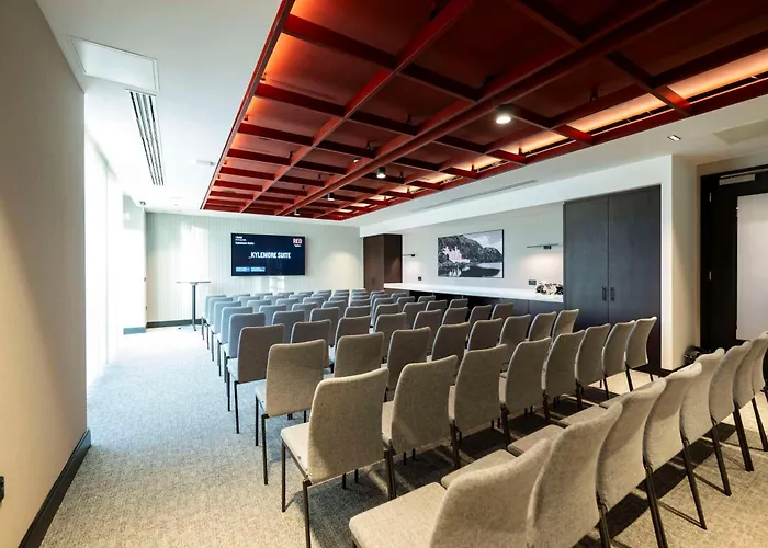 Radisson Red גלוואיי