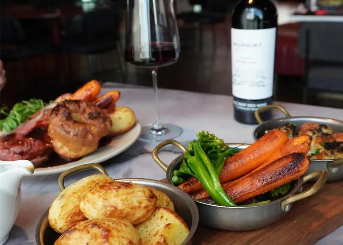 Radisson Red 酒店 4*