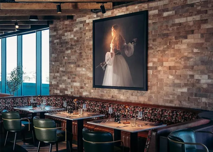 Radisson Red Отель