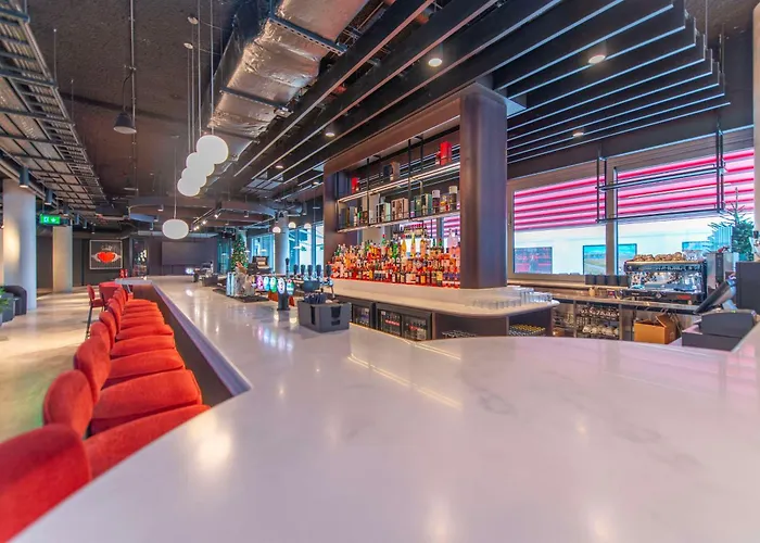 Hotel Radisson Red 4*